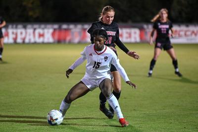 WSOCvsLouisville_JosephDribbles_HW.jpg