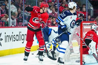 CanesvsJets_SkjeiGuards_LM.JPG
